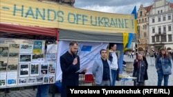 Акция в память о жертвах геноцида крымскотатарского народа. Прага, Чешская Республика, 18 мая 2025 г.