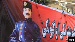 د افغانستان پخوانی پاچا امانالله خان، چې په ۱۹۹۸ کې یې له پخواني برېتانیا څخه د خپل هېواد ازادي ترلاسه کړه.