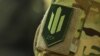 ДБР повідомляє про затримання п'яти осіб – це представники підприємств-постачальників та військові, які відповідають за забезпечення однієї з військових частин ЗСУ, військовослужбовець, який вів «чорну бухгалтерію».