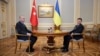 Президент України Володимир Зеленський (праворуч) і президент Туреччини Реджеп Ердоган. Київ, 3 лютого 2022 року