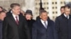 Радий Хәбиров һәм Рөстәм Миңнеханов Уфада Тукай һәйкәлен ачу чарасында, 18 апрель 2019