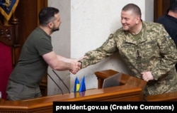 Владимир Зеленский и Валерий Залужный на заседании Верховной Рады Украины в июле 2022 года