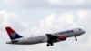Avion sa lekarima i pomoći iz Kine sleteo u Beograd