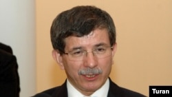 Azerbaijan -- Ahmet Davutoglu, foreign minister of Turkey, in Baku, 26May2009