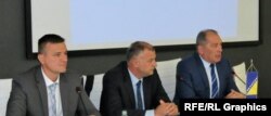 na fotografijia: Mario Janeček, Bakir Dautbašić i Dragan Mektić