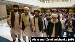 قطر کې د طالب استازو یو انځور