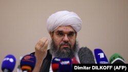  د کانونو او پیترولیم وزارت د سرپرست مولوي شهاب الدین دلاور