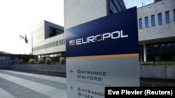 Duže od dvije godine u Bosni i Hercegovini nije moguće postići dogovor oko toga gdje će biti smještena kontrolna tačka za kontakt sa Europolom. Evropska unija je BiH na to upozoravala više puta.