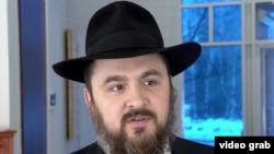 Александр Лебедев