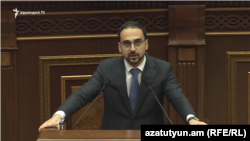 Armenia -- Deputy Prime Minister Tigran Avinian speaks in the National Assembly October 2, 2019