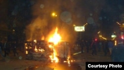 Armenia -- Post-election violence in Yerevan, March 1, 2008. Photo courtesy of http://www.ditord.com