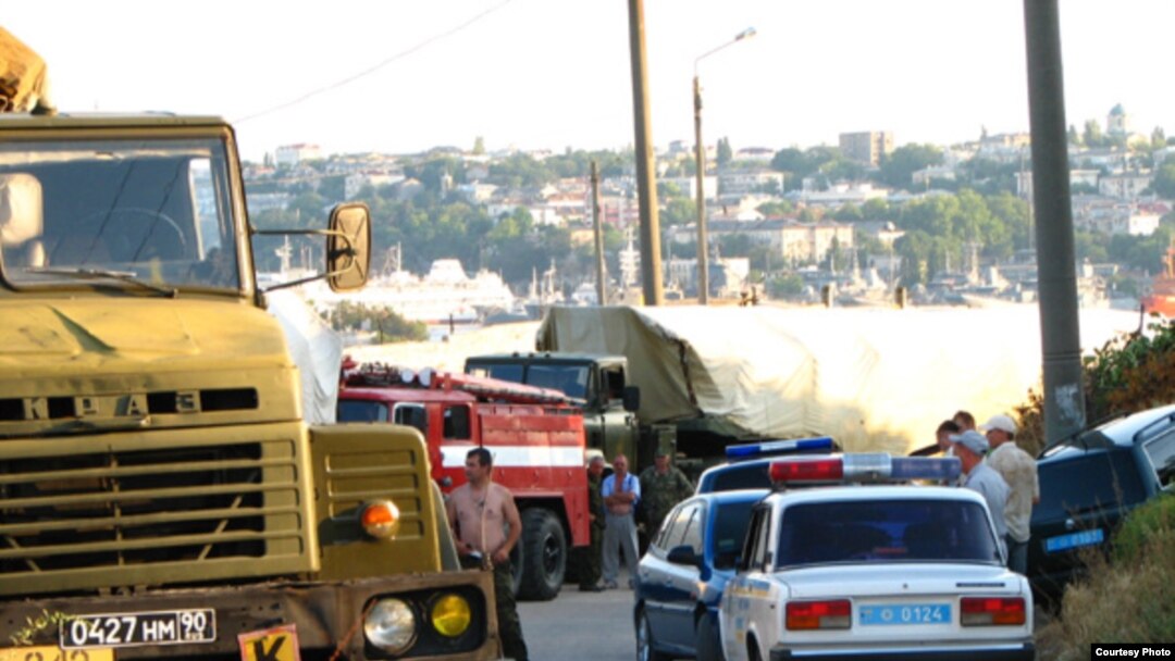Севастопольська міліція затримала російські крилаті ракети, що перевозилися містом, 8 липня 2009 р. (фото надане Проектом «Флот-2017»)