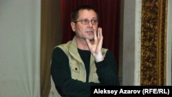 Журналист Сергей Дуванов. Алматы, 27 февраля 2014 года.