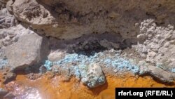 اکبر: زموږ او ستاسو کانونه تالا شول.