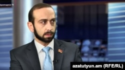 Արարատ Միրզոյան, արխիվ
