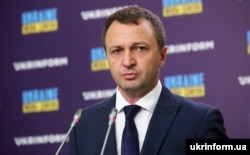 Мовний омбудсмен України Тарас Кремінь під час брифінгу на тему: «16 липня – новий етап імплементації закону про державну мову та запровадження адміністративної відповідальності за порушення його норм». Київ, 15 липня 2022 року
