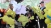 2009 рік. Покладання квітів до пам&#39;ятника Тарасу Шевченку в Сімферополі