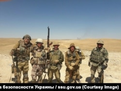 Наемники "ЧВК Вагнера" в Сирии, Владислав Апостол – крайний слева.