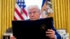 В Белом доме заявили, что совокупные пошлины США по Китаю достигли 145 процентов