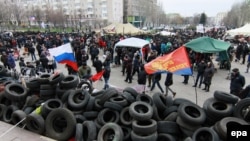 Барикади біля Донецької ОДА, 11 квітня 2014 року