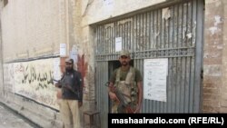 له ارشیفه په بنو کې د یو شمېر پاکستاني سرتېرو تصویر