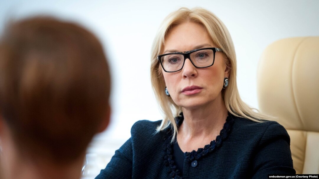 Омбудсмен Людмила Денісова просить сприяти її візиту до засудженого в Росії українського журналіста Романа Сущенка