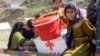 افغان ایستل شوې کډوالې چې د کورنۍ ځینې غړي یې پاکستان کې پاتې دي 