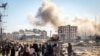 Raseljeni Palestinci bježe iz Khan Yunisa u južnom Pojasu Gaze 30. januara 2024., usred tekućeg sukoba između Izraela i palestinske militantne skupine Hamas.