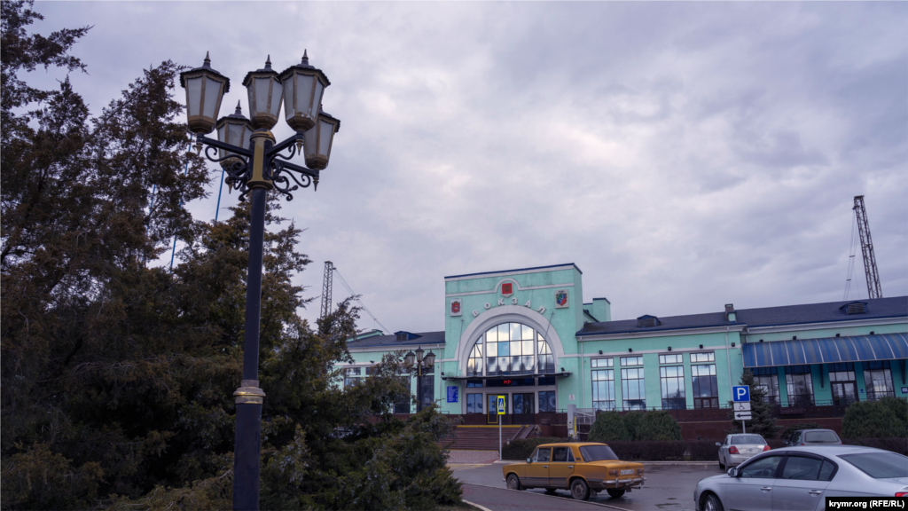 Главный объект на Крымской – отремонтированный задолго до 2014 года железнодорожный вокзал