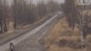 Піски: обстріли тривають, іноді з «відведеної» зброї (відео)