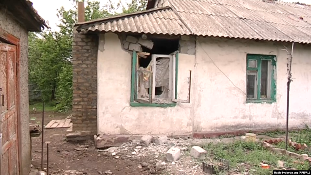 Наслідки обстрілів околиць Горлівки