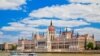 Здание парламента в центре Будапешта