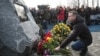 На території аеропорту «Бориспіль» відкрили сквер пам’яті жертвам авіакатастрофи літака МАУ рейсу PS752, що був збитий поблизу Тегерана. Київ, 17 лютого 2020 року