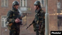 Armenia -- Soldiers patrol streets of Yerevan on March 2, 2008.