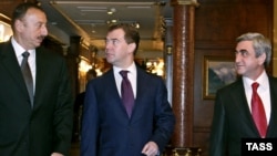 Ռուսաստանի, Հայաստանի եւ Ադրբեջանի նախագահների եռակողմ հանդիպումը Սոչիում, 25-ը հունվարի, 2010թ.