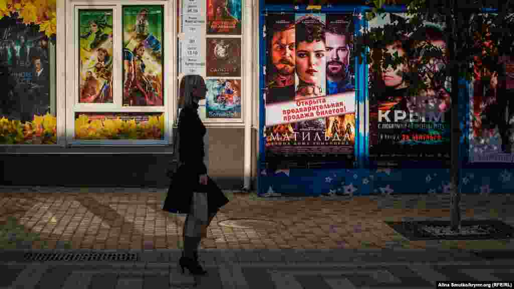 В крымских кинотеатрах предлагают посмотреть скандальные фильмы «Матильда» и «Крым»