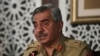 بابر افتخار خبري غونډې ته وویل چې پوځ په سیاسي چارو کې هېڅ لاسوهنه نه کوي - انځور له ارشیفه