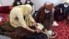 سره صلیب ۶ میاشتو کې د نژدې ۵۰ زره افغان ټپیانو په درملنه کې مرسته کړې