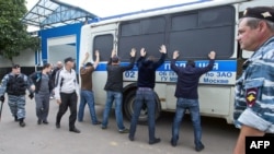 Амалиёти пулис дар радиобозори Митинои Маскав