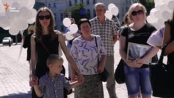 У Києві вшанували загиблих під Іловайськом (відео)