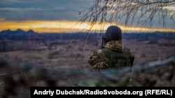 Як повідомила Радіо Свобода голова громадської організації «Всеукраїнське об’єднання рідних зниклих безвісти і загиблих» Ядвіга Лозинська, на сьогодні такими вважаються щонайменше півтори тисячі людей