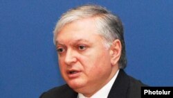 Armenia -- Foreign Minister Eduard Nalbandian speaks at a news conference, 18 March 2010.
