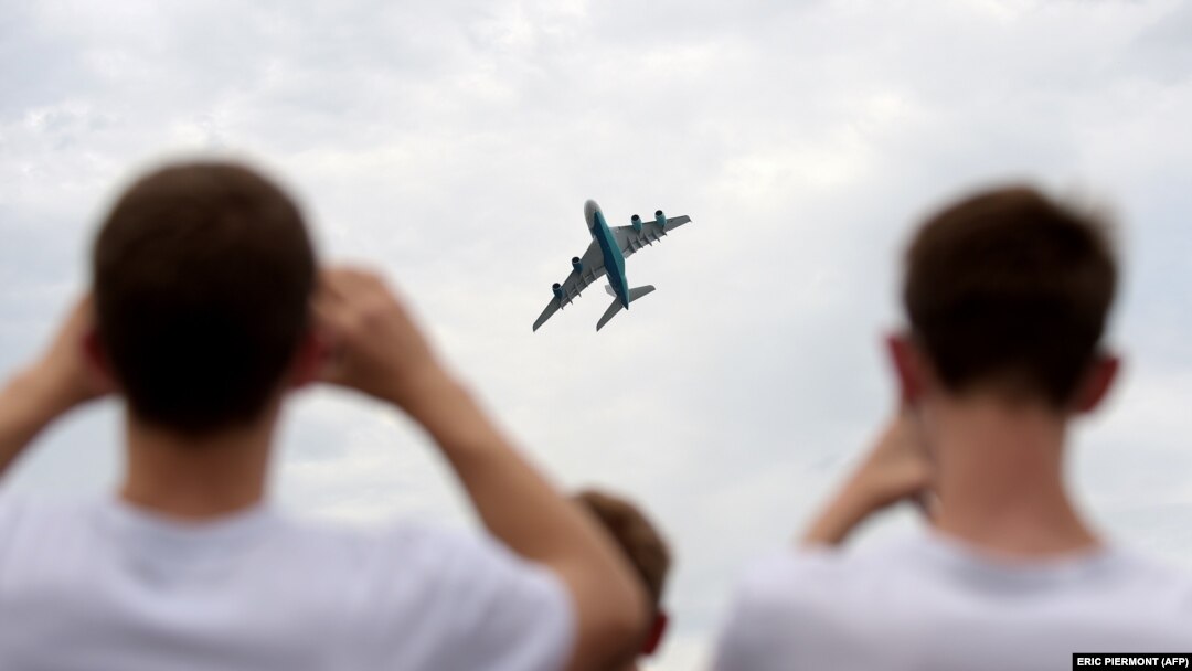 Zrakoplov marke Airbus, fotoarhiv