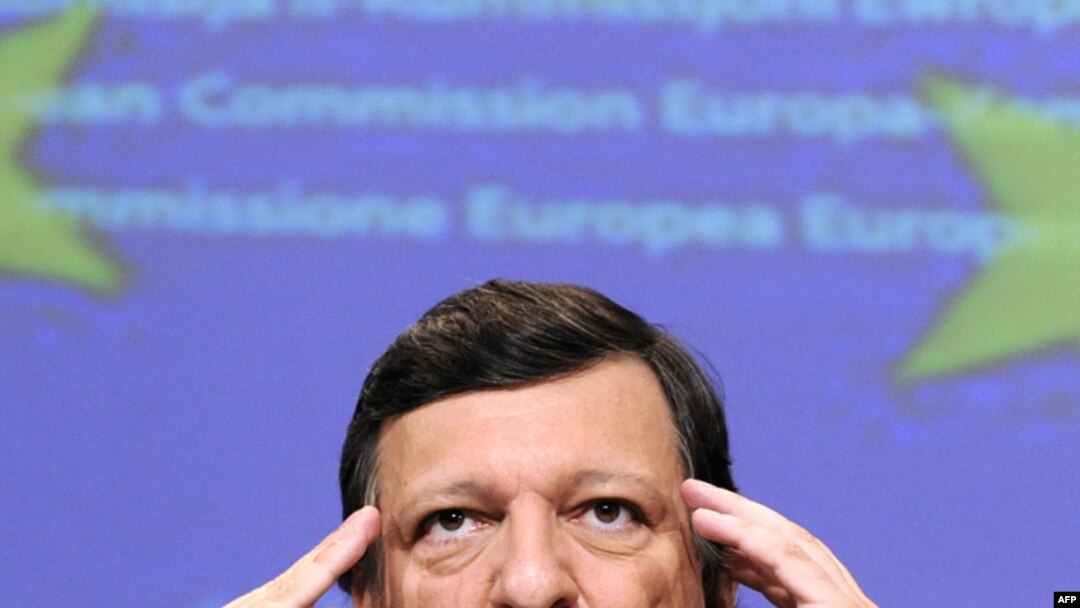European Commission President Jose Manuel Barroso placed urgent telephone calls to Prime Ministers Vladimir Putin of Russia and Yulia Tymoshenko of Ukraine.